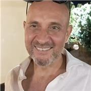 Insegnante di economia aziendale, microeconomia macroeconomia, programmazione e pianificazione aziendale per studenti e lavoratori